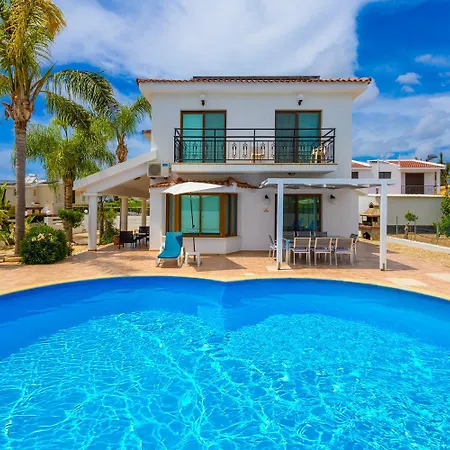Corallina Villa Peyia